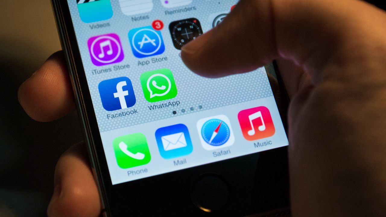 WhatsApp disminuye en un 70% el reenvío de mensajes virales 