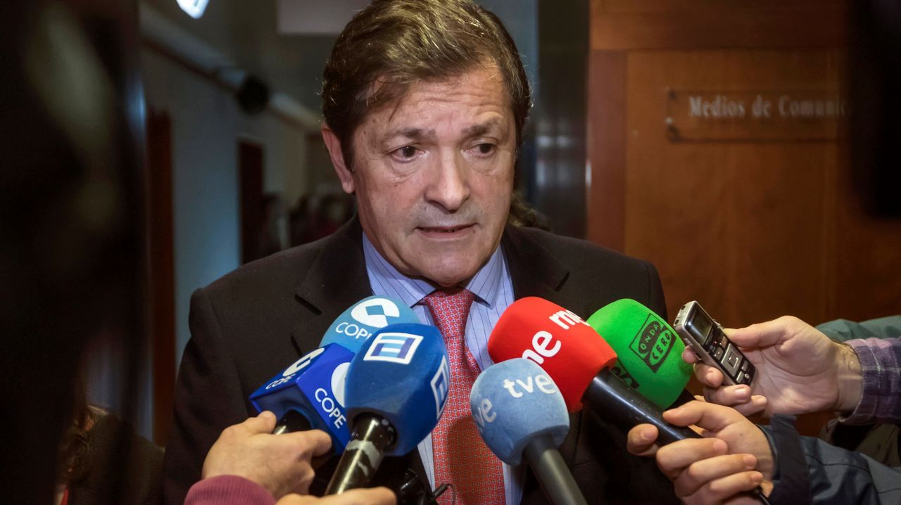 Javier Fernández, sobre Barbón, «espero y deseo que sea presidente»