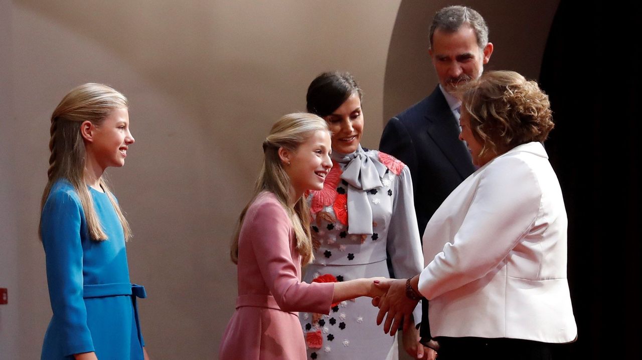 La neña promete. Leonor es tan profesional como Letizia»