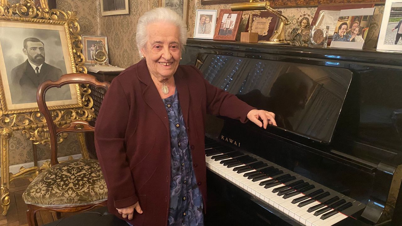 Purita de La Riva, pianista asturiana: «Nunca he tiempo para ensayar»